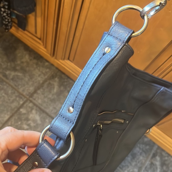 Large Crossbody Bag - Picture 4 of 15